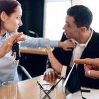 YoungCoupleSolvesIssueOfDivisionOfPropertyInAttorneys YoungCoupleSolvesIssueOfDivisionOfPropertyInAttorneys