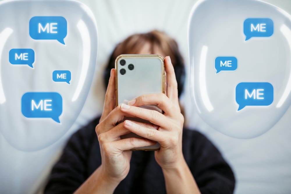 SocialAddictedWomanTextingWithSpeechBubblesGraphic