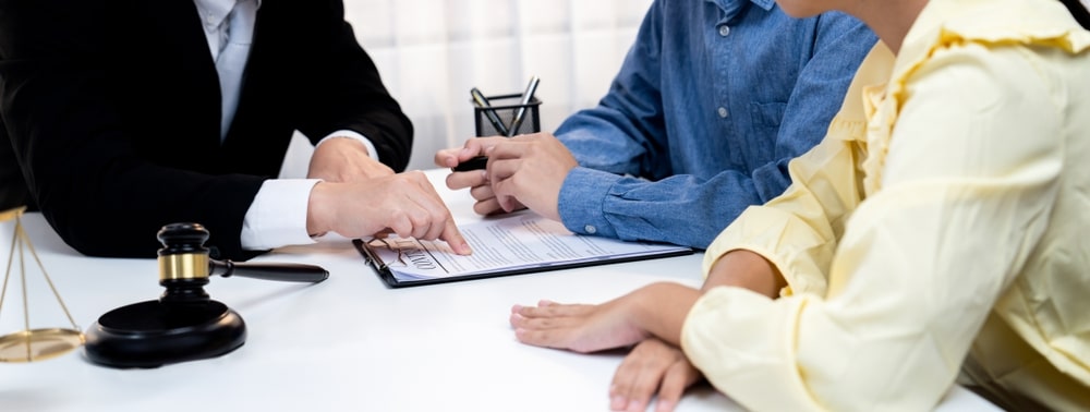 CouplesFileForDivorcingAndSeekAssistanceFromLawFirm